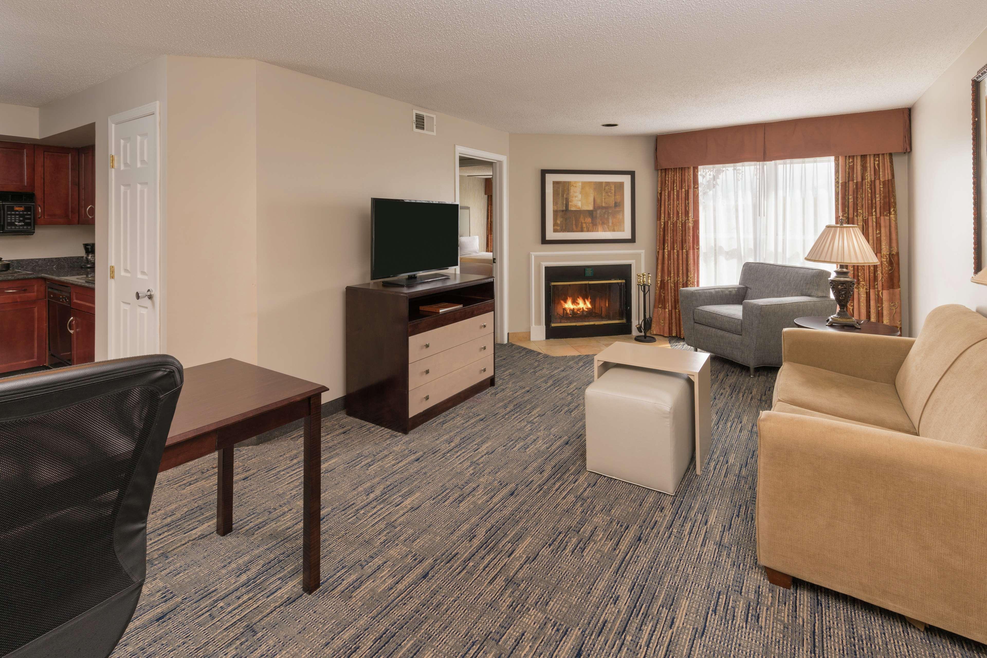 Homewood Suites By Hilton Chicago - Schaumburg Esterno foto