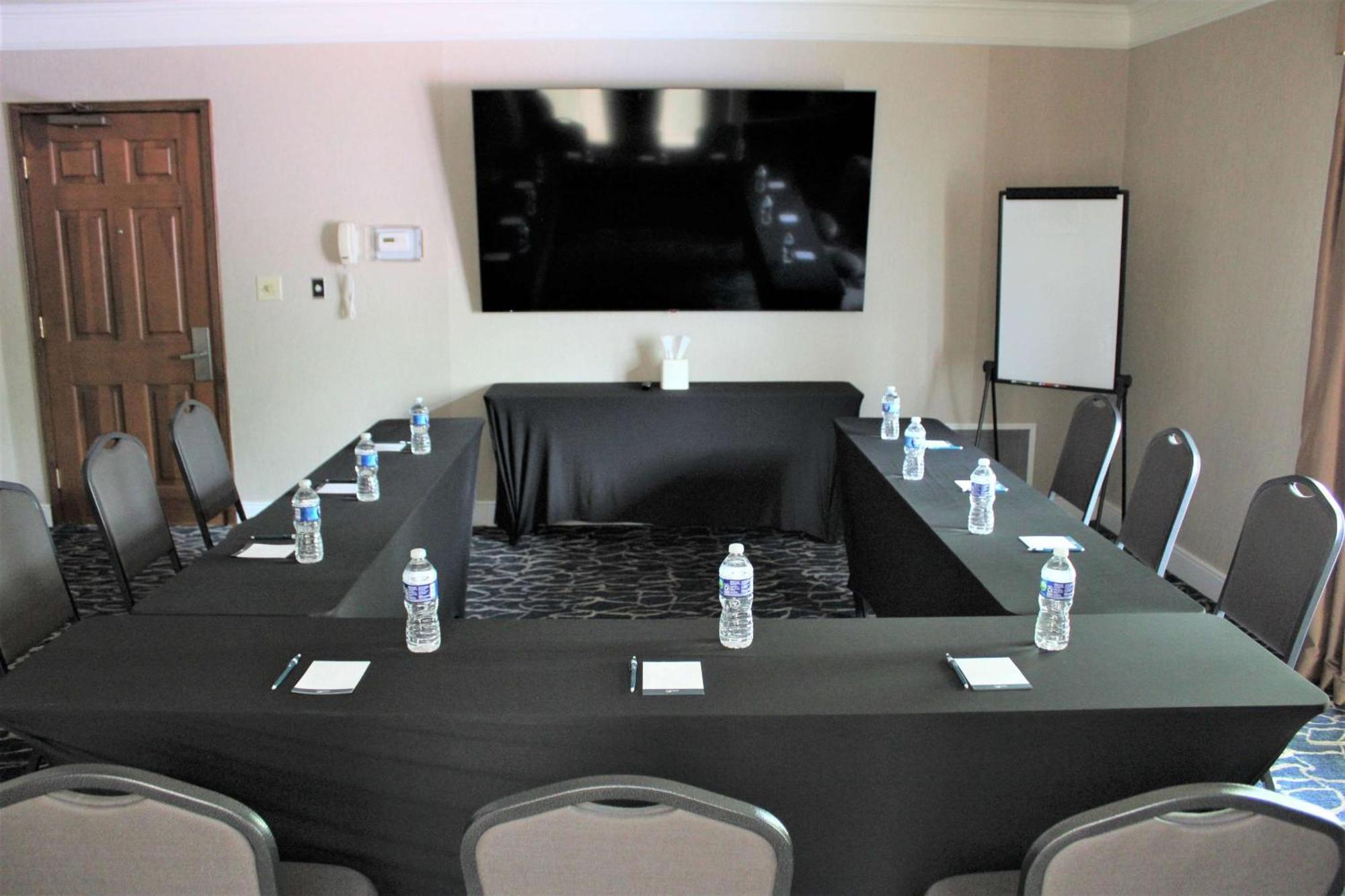 Homewood Suites By Hilton Chicago - Schaumburg Esterno foto